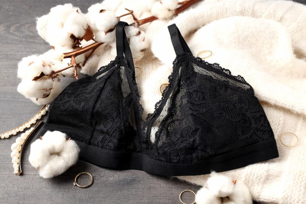 how to choose the right bra for comfort black lace bralette with cotton background